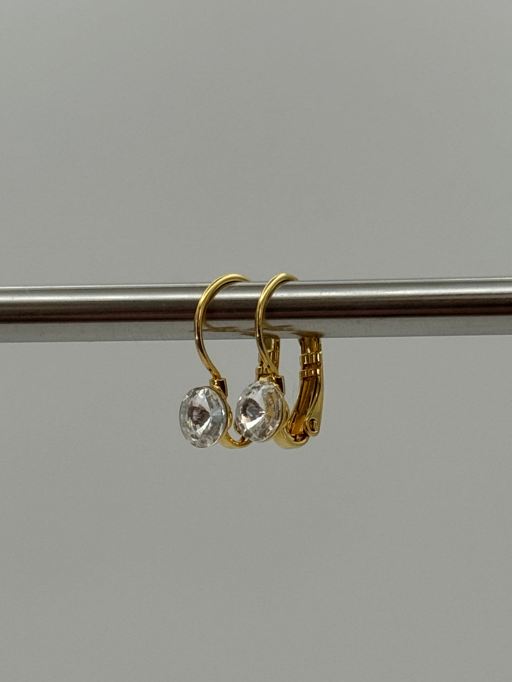 Round Stone Drop Earrings & Infinity Pendant Necklace Set