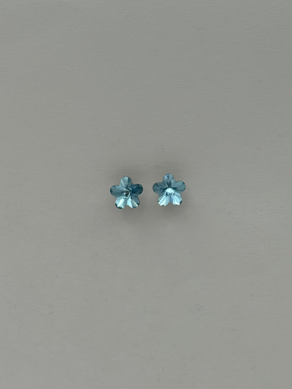 Blue Flower-Shaped Crystal Stud Earrings