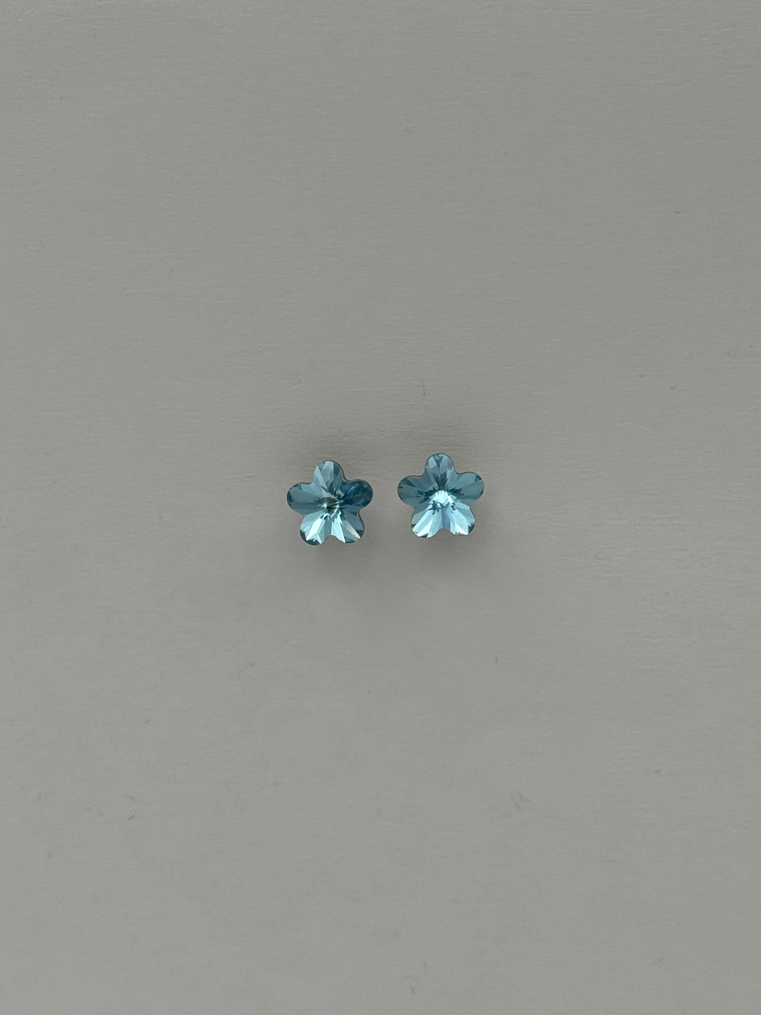 Blue Flower-Shaped Crystal Stud Earrings